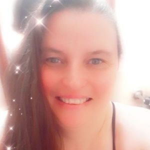 Meet your Posher, Pam